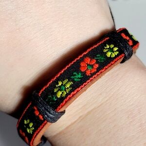 Vintage flower ribbon bracelet leather red yellow black brown